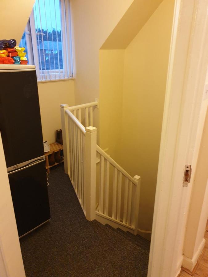 Splendid 4Bedrooms Shared Home แมนเชสเตอร์ ภายนอก รูปภาพ
