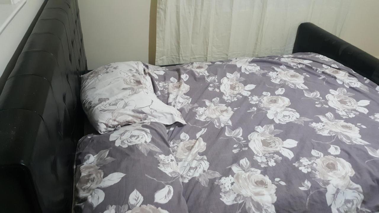 Splendid 4Bedrooms Shared Home แมนเชสเตอร์ ภายนอก รูปภาพ